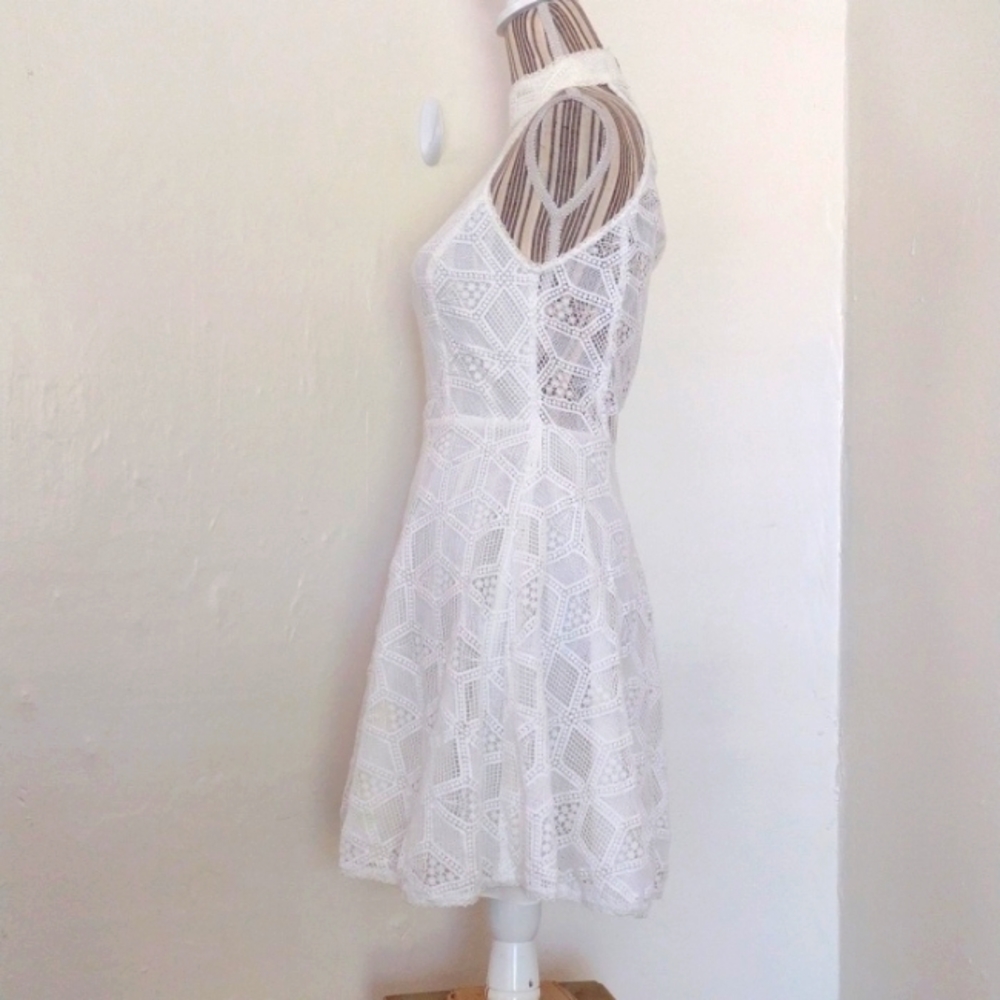 Rebecca Minkofff White Lace High Neck Sleeveless Fit & Flare Dress Size 2